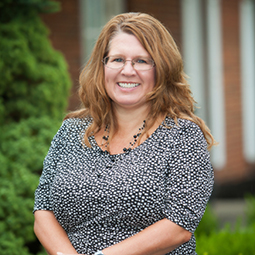 Rhonda Tredway headshot